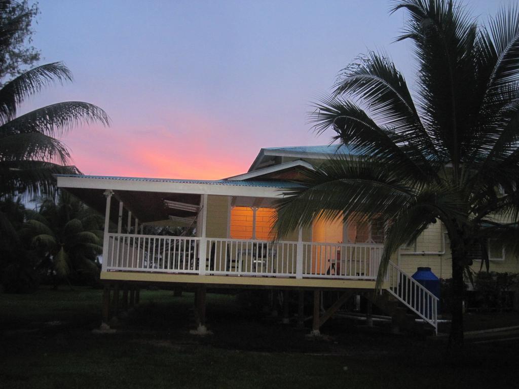 Sand Dollar Beach Bed & Breakfast Bocas del Toro Habitación foto