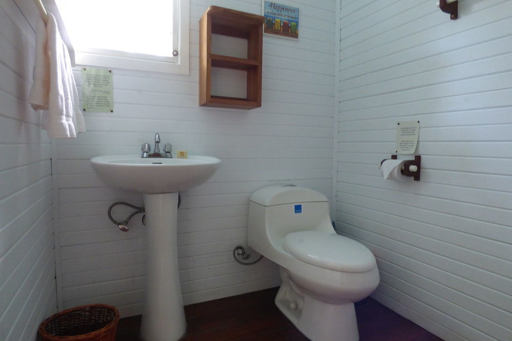 Sand Dollar Beach Bed & Breakfast Bocas del Toro Exterior foto